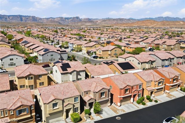 9553 Dawning Heat Street, Las Vegas, NV 89178