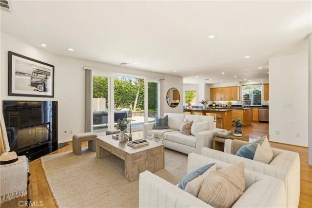 1305 11th, Manhattan Beach, CA 90266