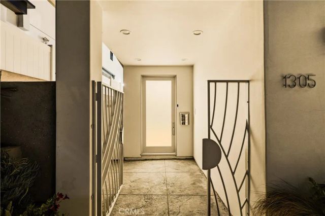 1305 11th, Manhattan Beach, CA 90266