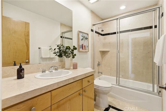 1305 11th, Manhattan Beach, CA 90266