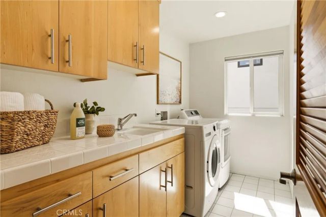 1305 11th, Manhattan Beach, CA 90266