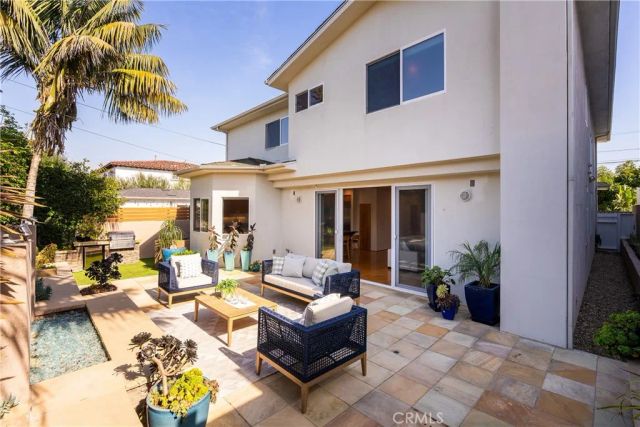 1305 11th, Manhattan Beach, CA 90266