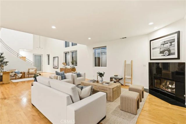 1305 11th, Manhattan Beach, CA 90266
