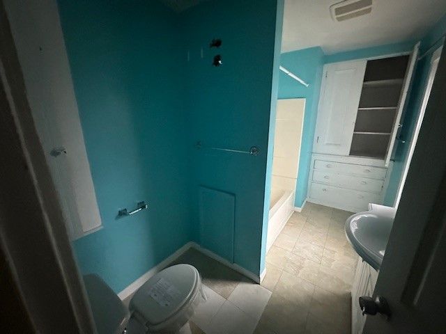 275 Evans City Rd, Twp Of But Nw, PA 16001