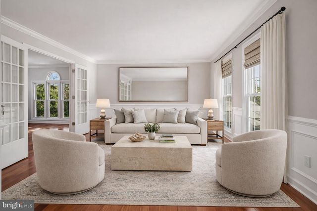 15320 JORDANS JOURNEY DR, Centreville, VA 20120