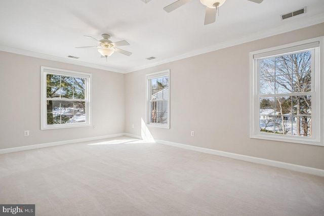 15320 JORDANS JOURNEY DR, Centreville, VA 20120