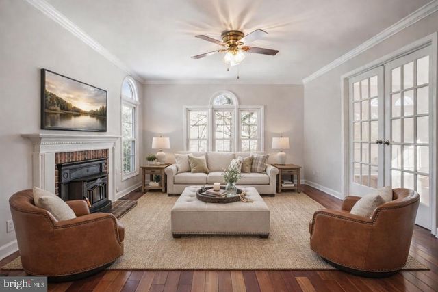 15320 JORDANS JOURNEY DR, Centreville, VA 20120