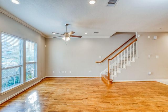 7118 Turtle Lagoon Row, Houston, TX 77036