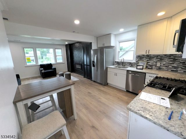 212 Huff Ave, Manville Boro, NJ 08835