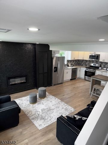 212 Huff Ave, Manville Boro, NJ 08835