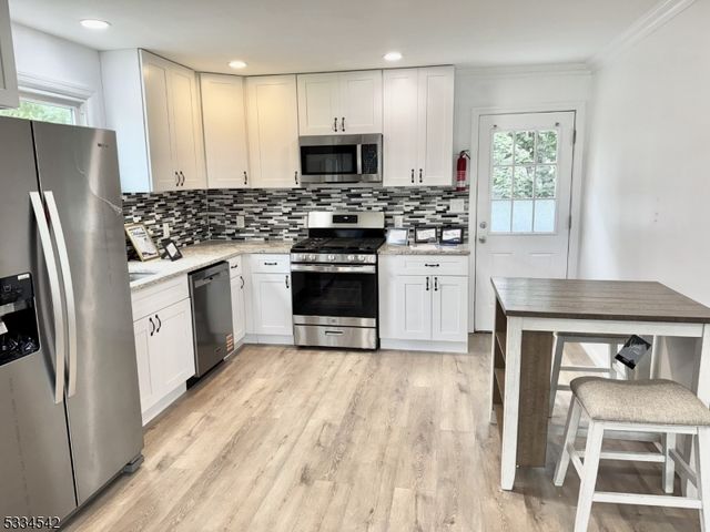 212 Huff Ave, Manville Boro, NJ 08835