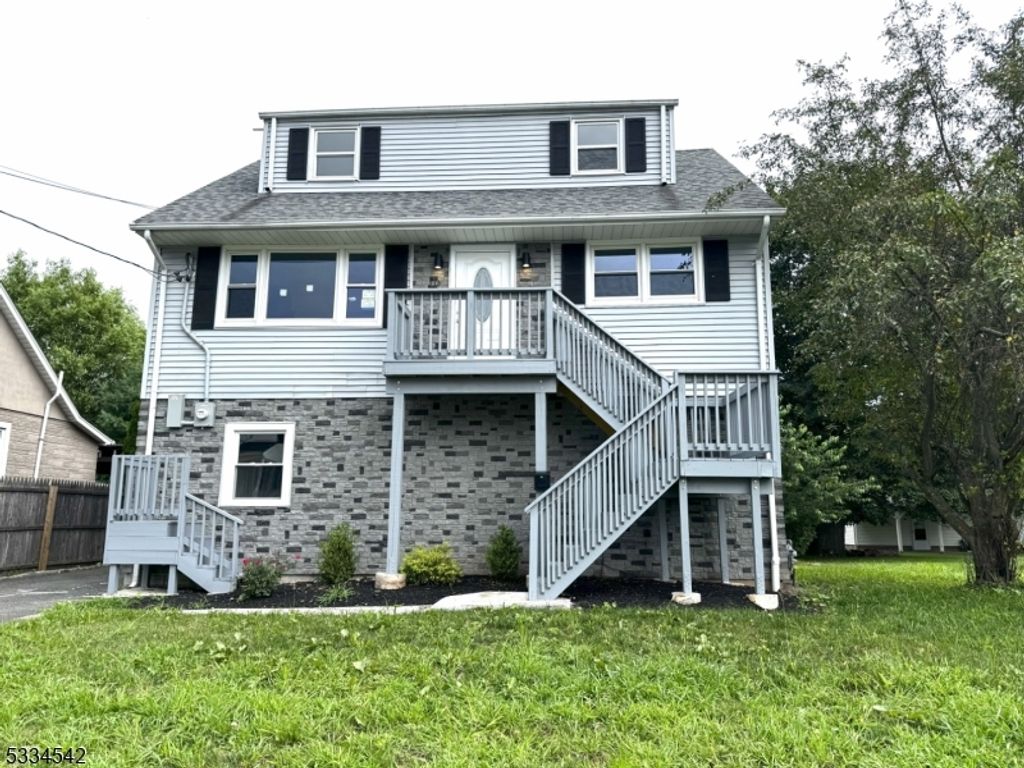 212 Huff Ave, Manville Boro, NJ 08835