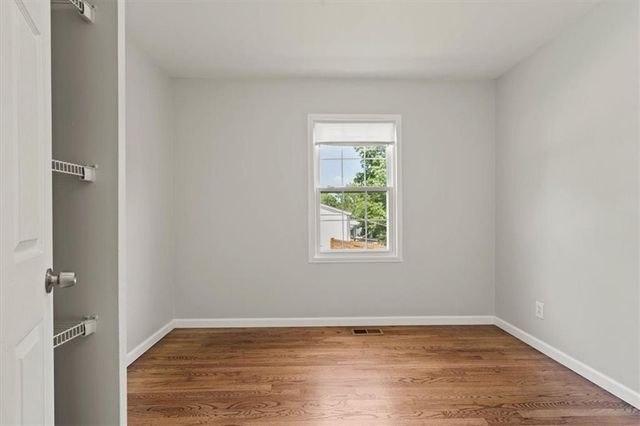 307 E 3rd Drive S, Independence, MO 64050