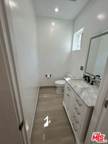 6915 Laramie Avenue, Winnetka, CA 91306