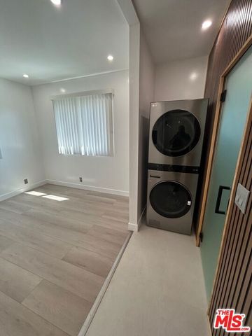 6915 Laramie Avenue, Winnetka, CA 91306