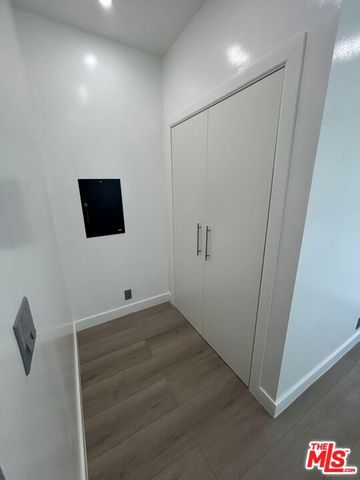 6915 Laramie Avenue, Winnetka, CA 91306