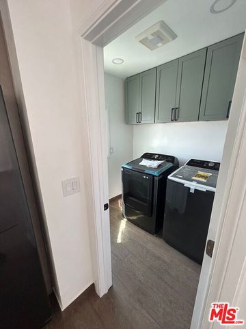 6915 Laramie Avenue, Winnetka, CA 91306