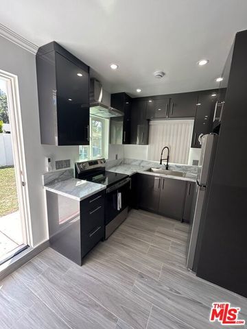 6915 Laramie Avenue, Winnetka, CA 91306