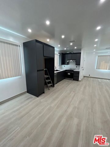 6915 Laramie Avenue, Winnetka, CA 91306