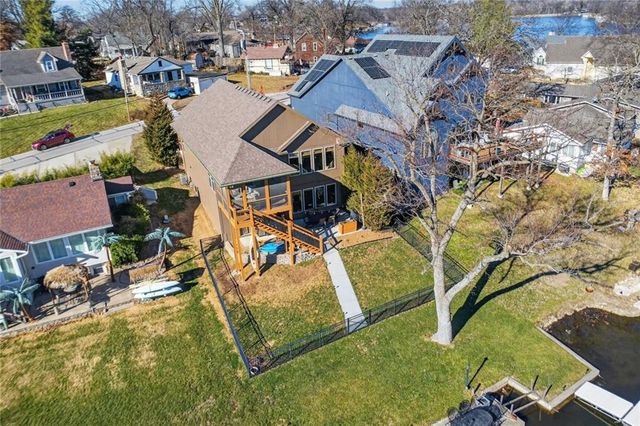 71 Anchor Drive, Lake Tapawingo, MO 64015