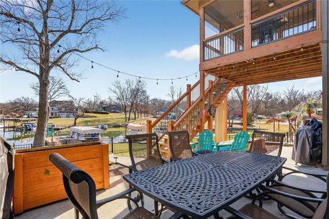 71 Anchor Drive, Lake Tapawingo, MO 64015
