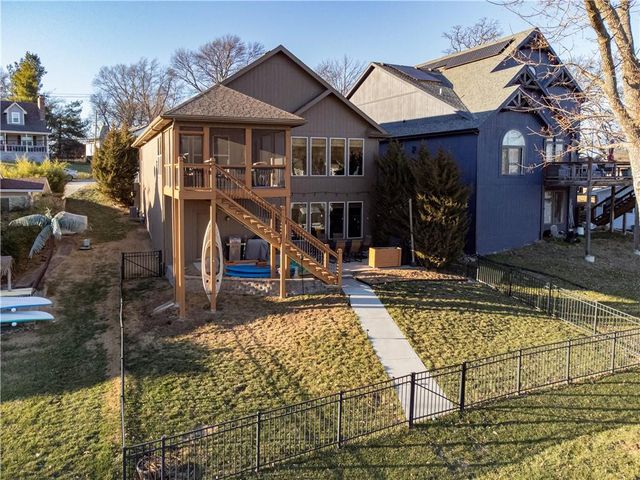 71 Anchor Drive, Lake Tapawingo, MO 64015