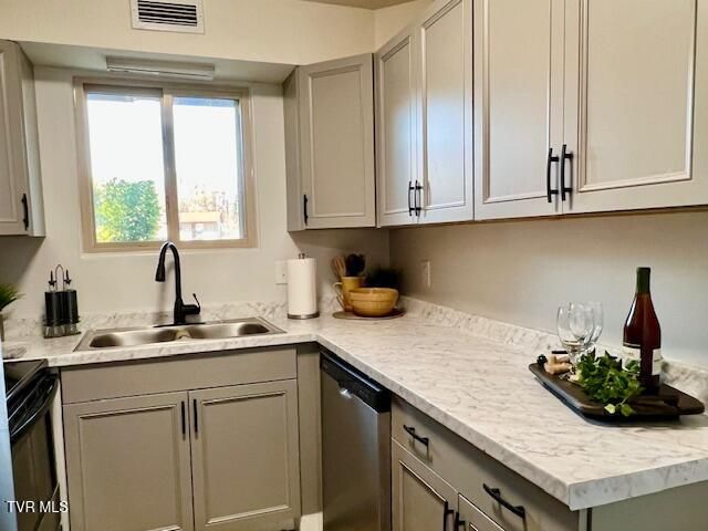 1225 Carriage Circle 101, Bristol, VA 24201