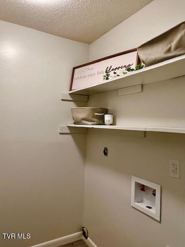 1225 Carriage Circle 101, Bristol, VA 24201