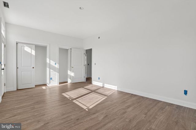 8005 HICKMAN FARM RD, Wallops Island, VA 23337