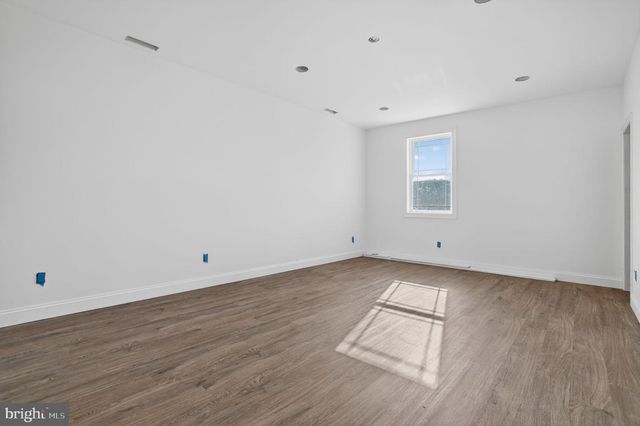 8005 HICKMAN FARM RD, Wallops Island, VA 23337