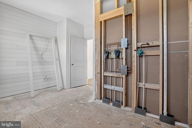 8005 HICKMAN FARM RD, Wallops Island, VA 23337