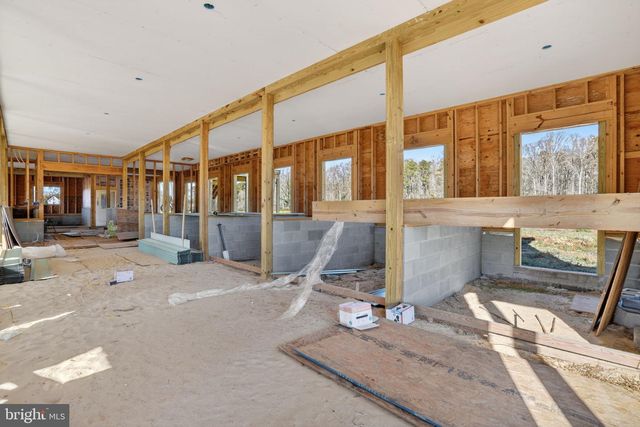 8005 HICKMAN FARM RD, Wallops Island, VA 23337