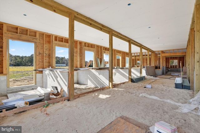 8005 HICKMAN FARM RD, Wallops Island, VA 23337