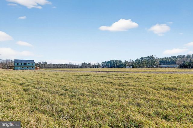 8005 HICKMAN FARM RD, Wallops Island, VA 23337