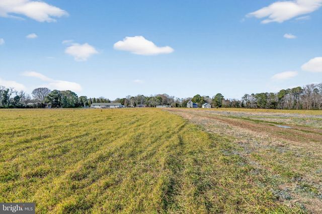 8005 HICKMAN FARM RD, Wallops Island, VA 23337