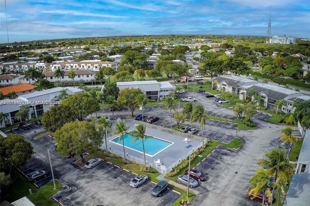 20680 NE 4th Ct 204, Miami, FL 33179