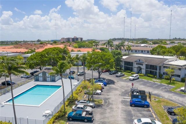 20680 NE 4th Ct 204, Miami, FL 33179