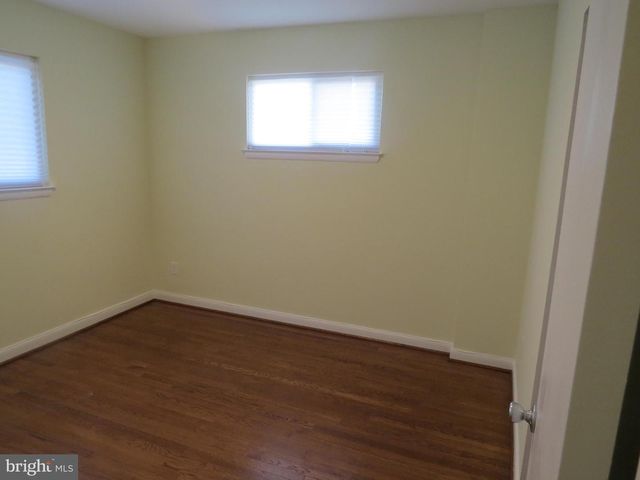 5129 CHILLUM PL NE, Washington, DC 20011