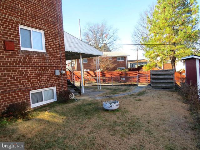 5129 CHILLUM PL NE, Washington, DC 20011