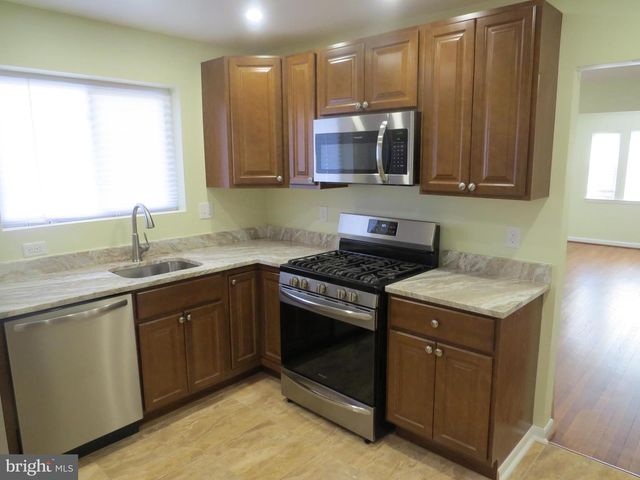 5129 CHILLUM PL NE, Washington, DC 20011