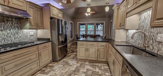 3223 WOLSTENHOLME DR, Bartlett, TN 38133