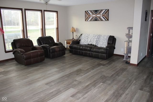 5814 W County Road 100 S, Greencastle, IN 46135