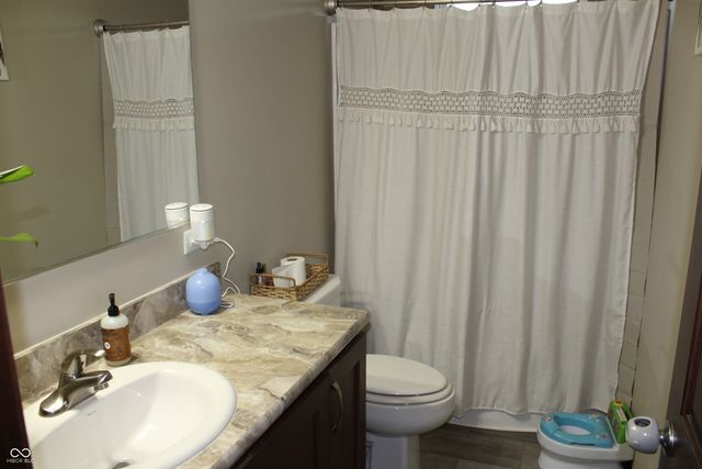 5814 W County Road 100 S, Greencastle, IN 46135