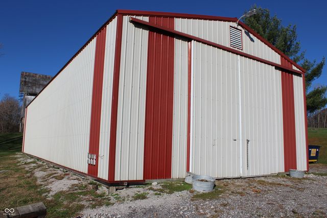 5814 W County Road 100 S, Greencastle, IN 46135