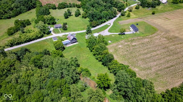 5814 W County Road 100 S, Greencastle, IN 46135