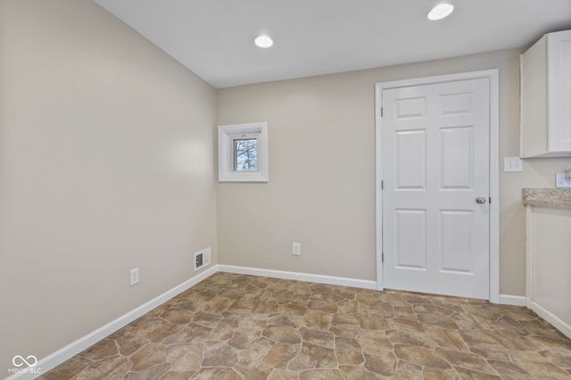 8410 N Washington Street, Sheridan, IN 46069