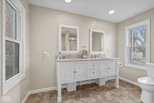 8410 N Washington Street, Sheridan, IN 46069