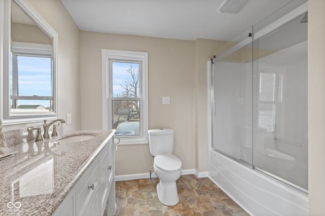 8410 N Washington Street, Sheridan, IN 46069