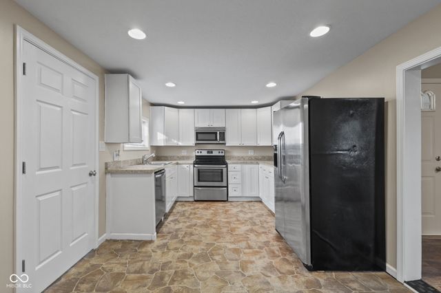 8410 N Washington Street, Sheridan, IN 46069