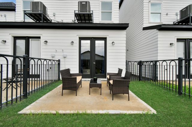 3243 Real Street A, Houston, TX 77087